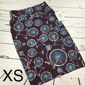 LuLaRoe Cassie pencil skirt